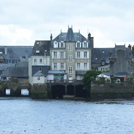 Une Nuit Sur Le Pont 1 Landerneau Dış mekan fotoğraf